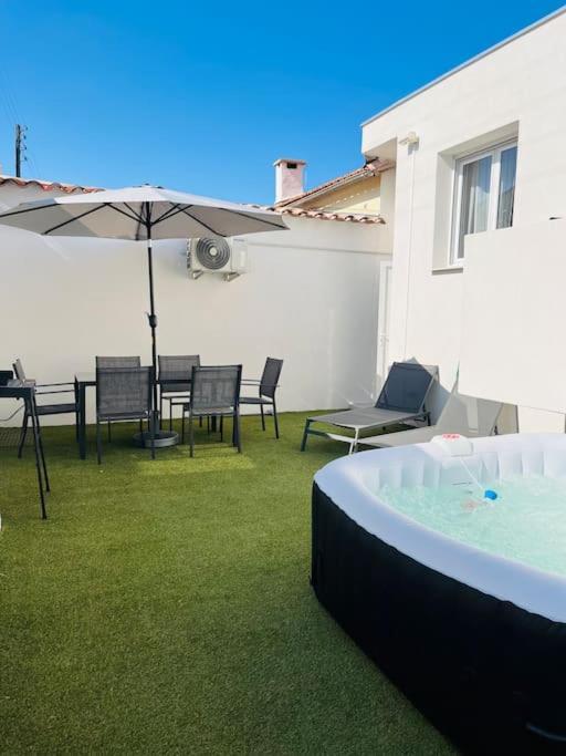 Maison 4 Personnes Avec Jacuzzi Маринян Екстериор снимка